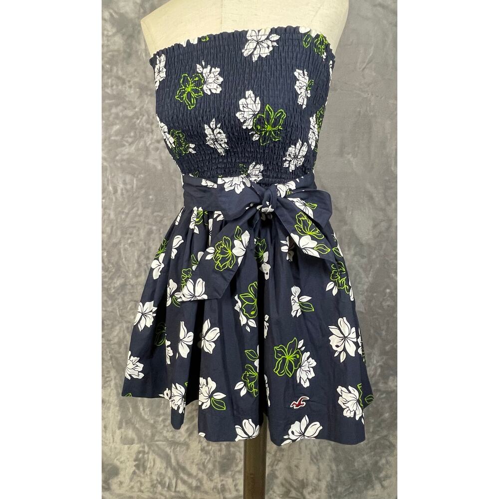 Vintage Y2K Hollister strapless Hawaiian print‎ mini dress smocked M preppy